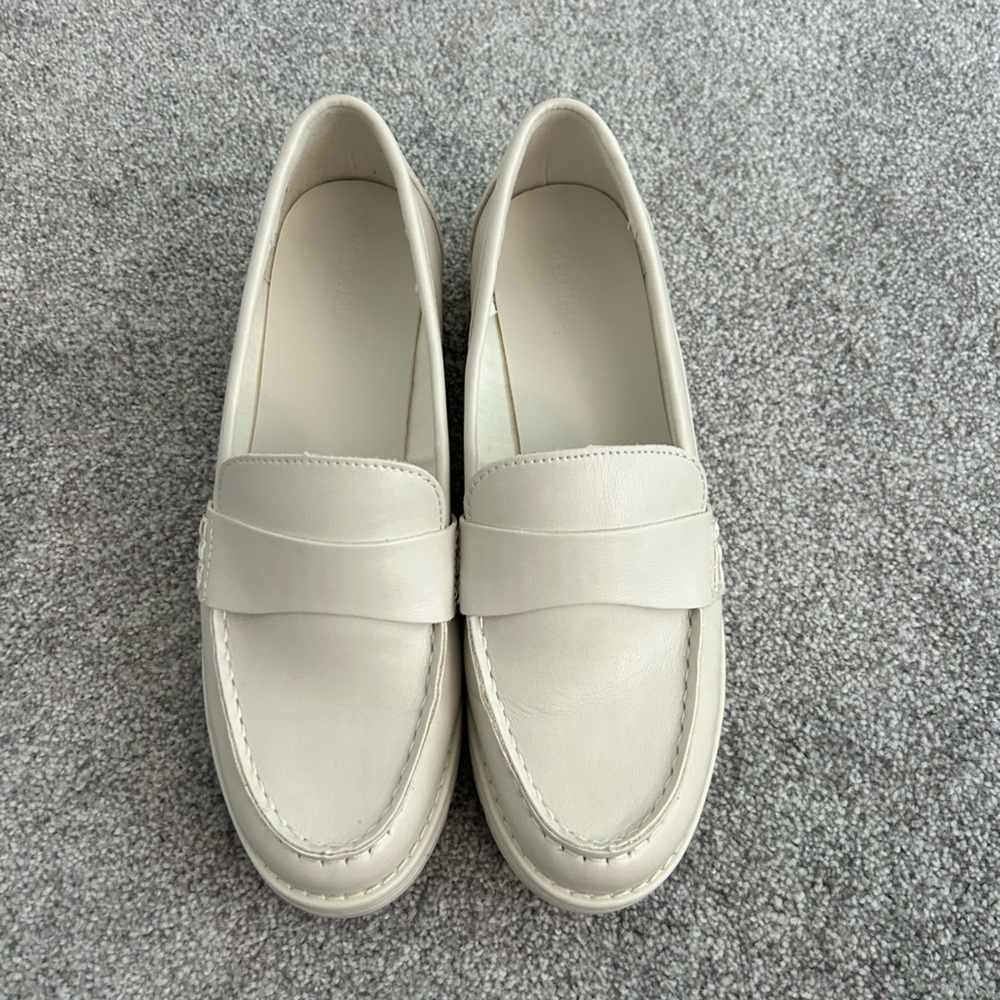 Elegant Cream Loafers for Women